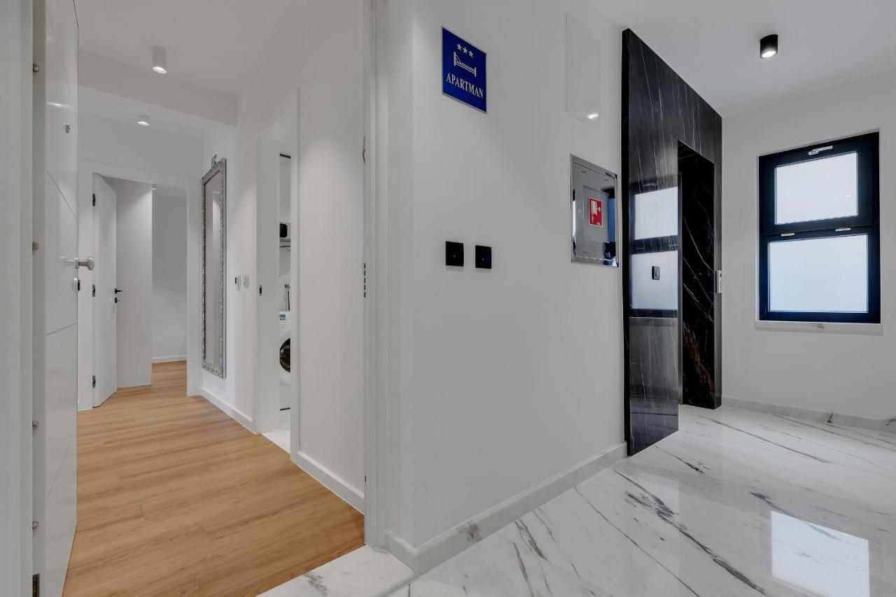 Elite Apartment *